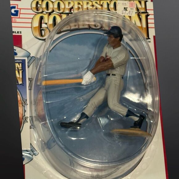 1995 Rod Carew MLB Cooperstown Collection Starting Lineup Figure Sealed On Card - Picture 3 of 5